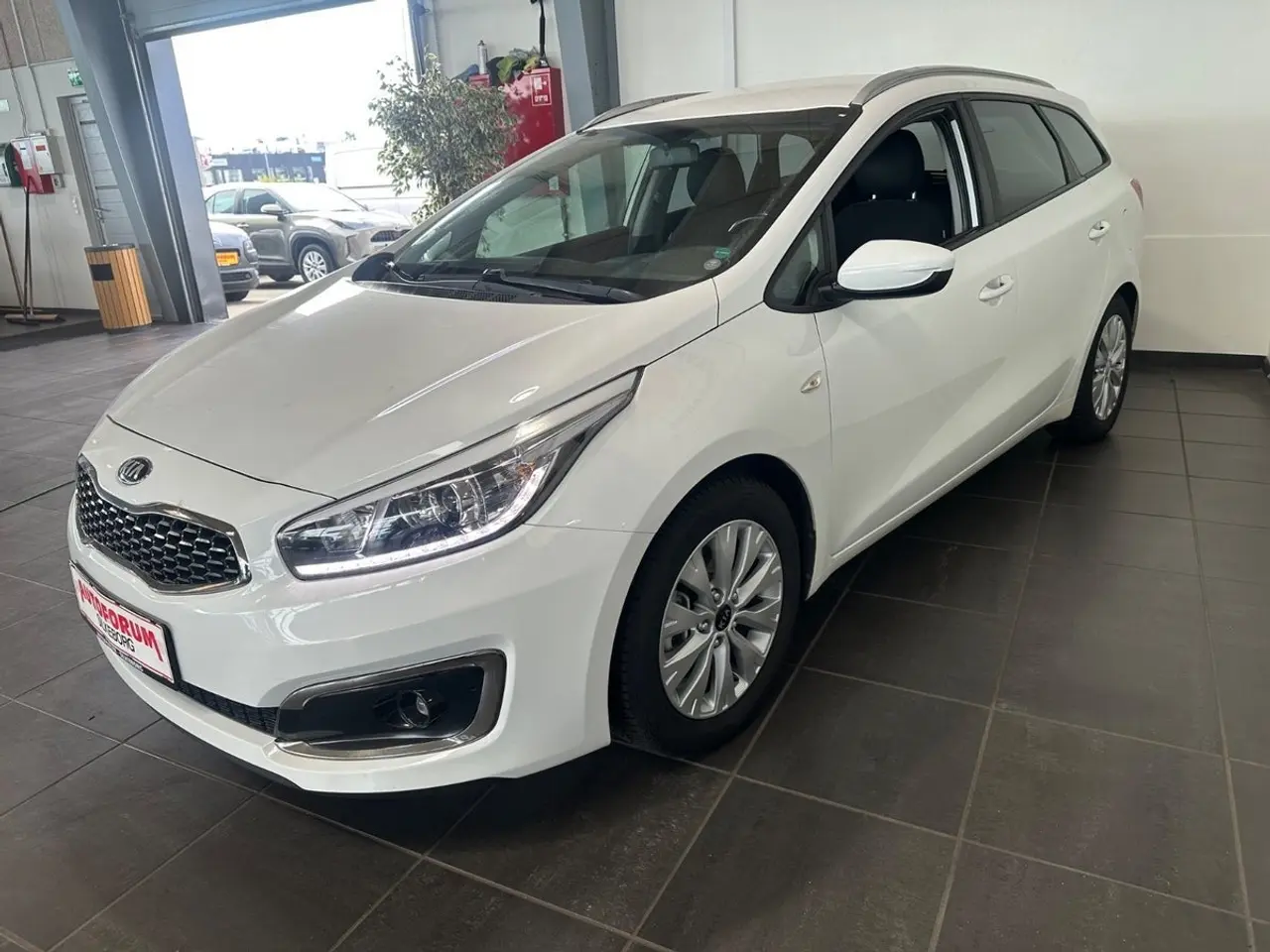 Billede 3 - Kia Ceed 1,4 CVVT Style Limited SW