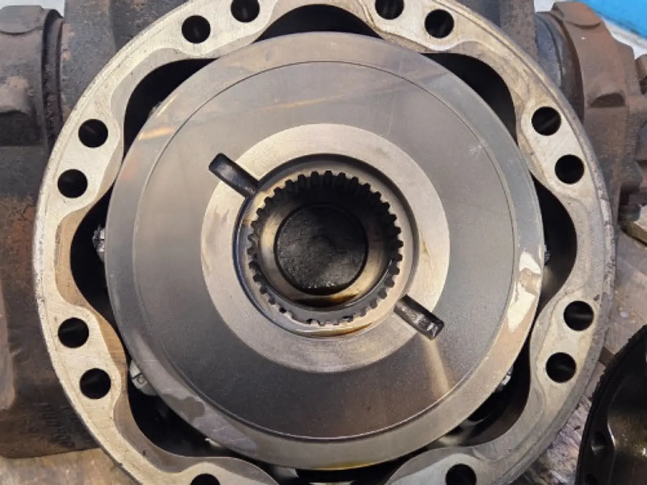 Billede 7 - New Holland CR9.90 Spindel L. 87281652