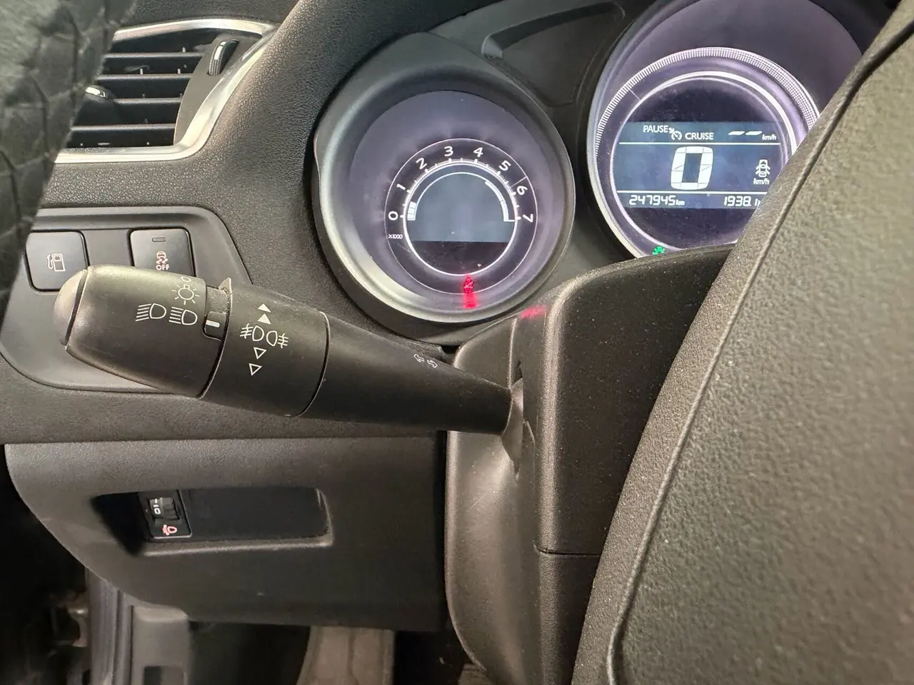Billede 12 - Citroën C4 1,6 Blue HDi Funky start/stop 100HK 5d