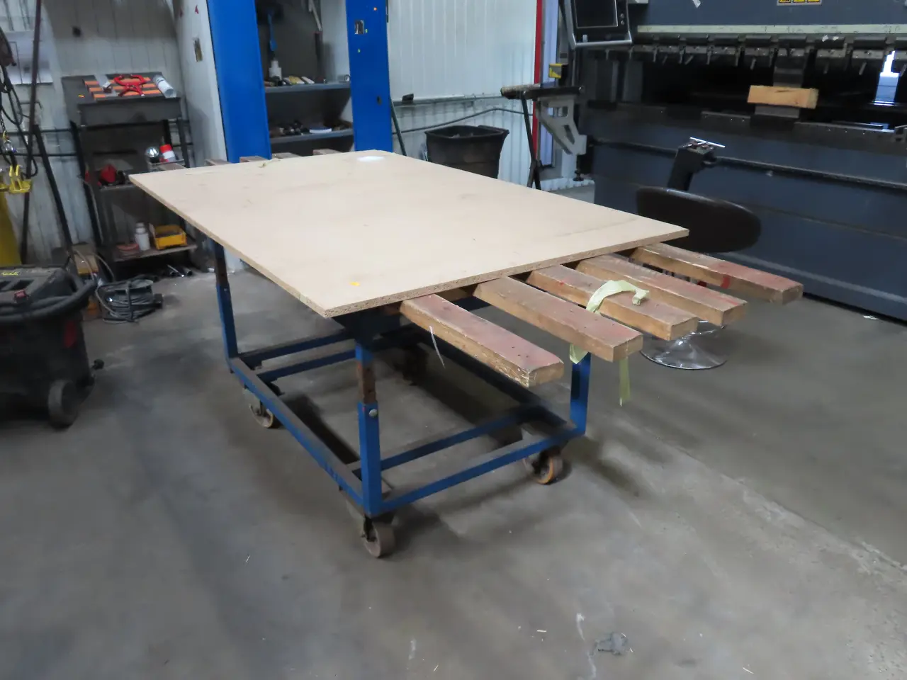 Billede 1 - Arbejdsrullebord