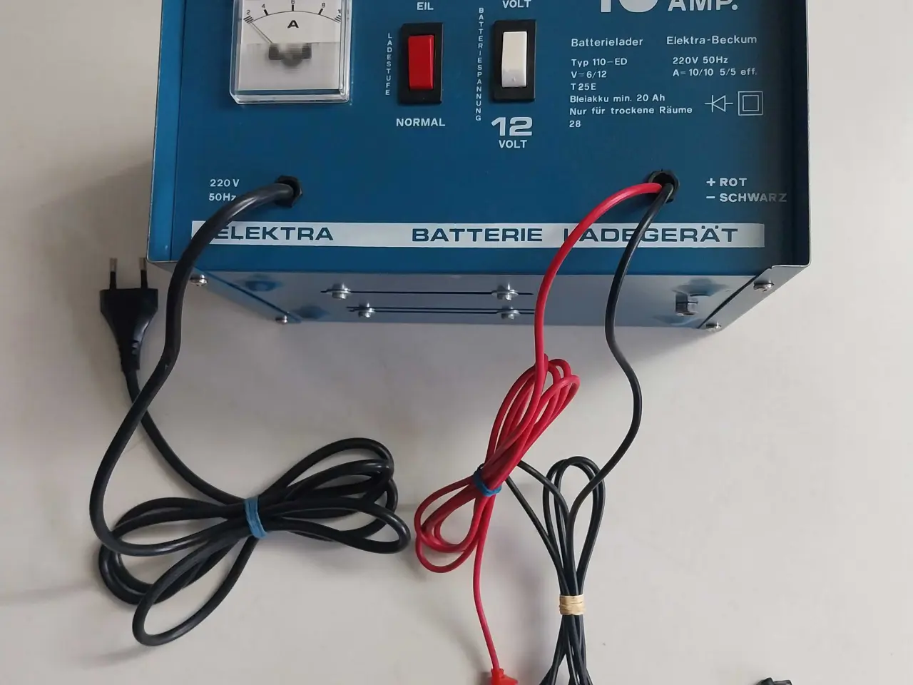 Billede 4 - Batterioplader. 