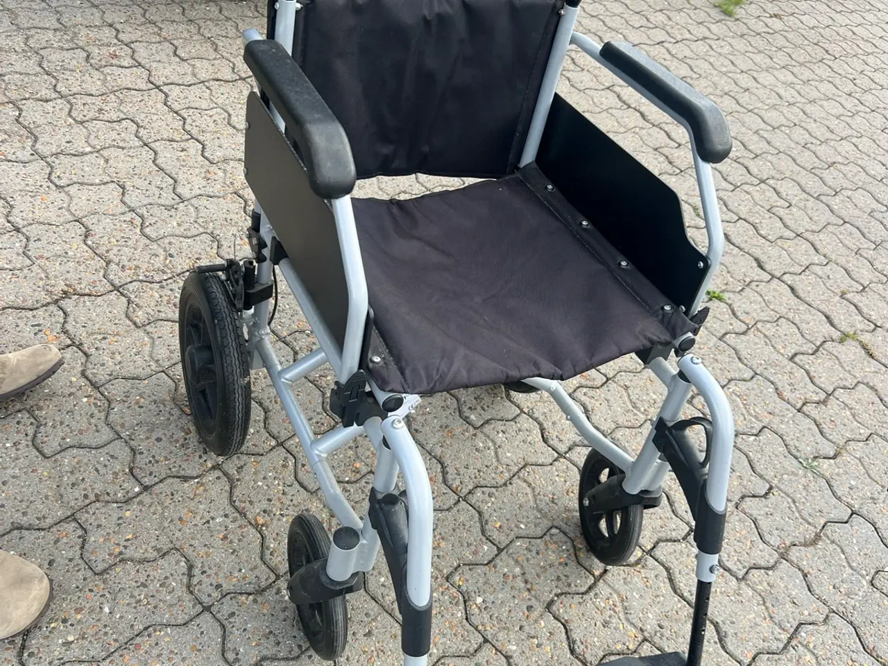 Billede 1 - Kilberry kørestol sammenklappelig