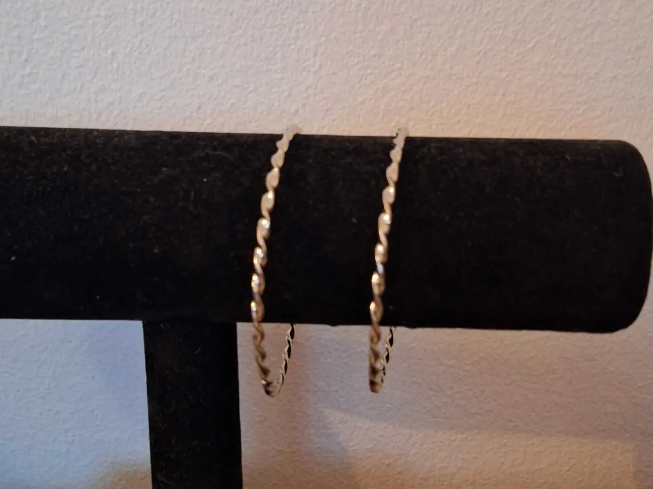 Billede 1 - Snoede armbånd