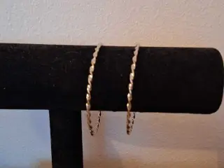 Snoede armbånd