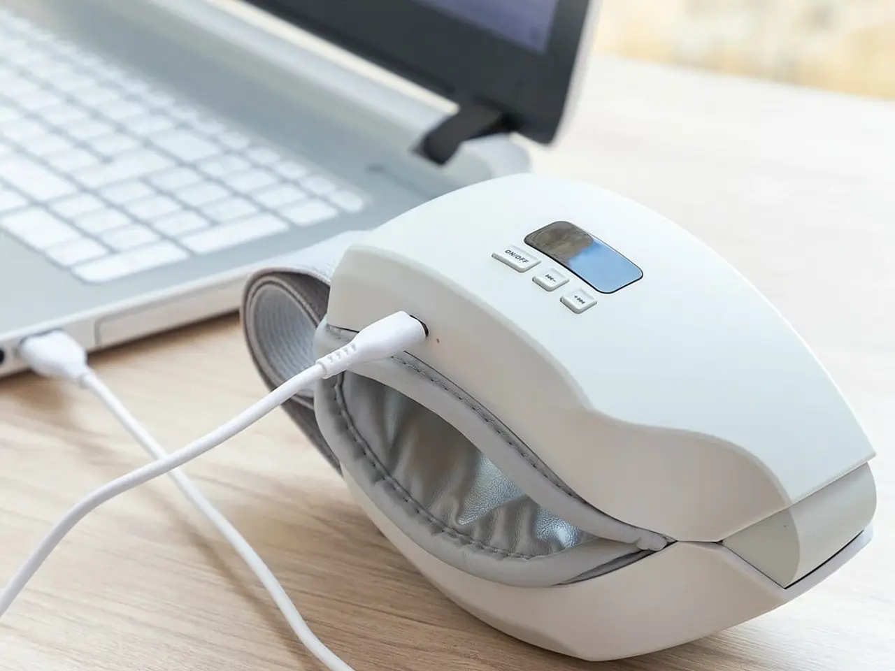 Billede 7 - Øjenmassager med luftkompression - Eyesky 4‑i‑1, grå