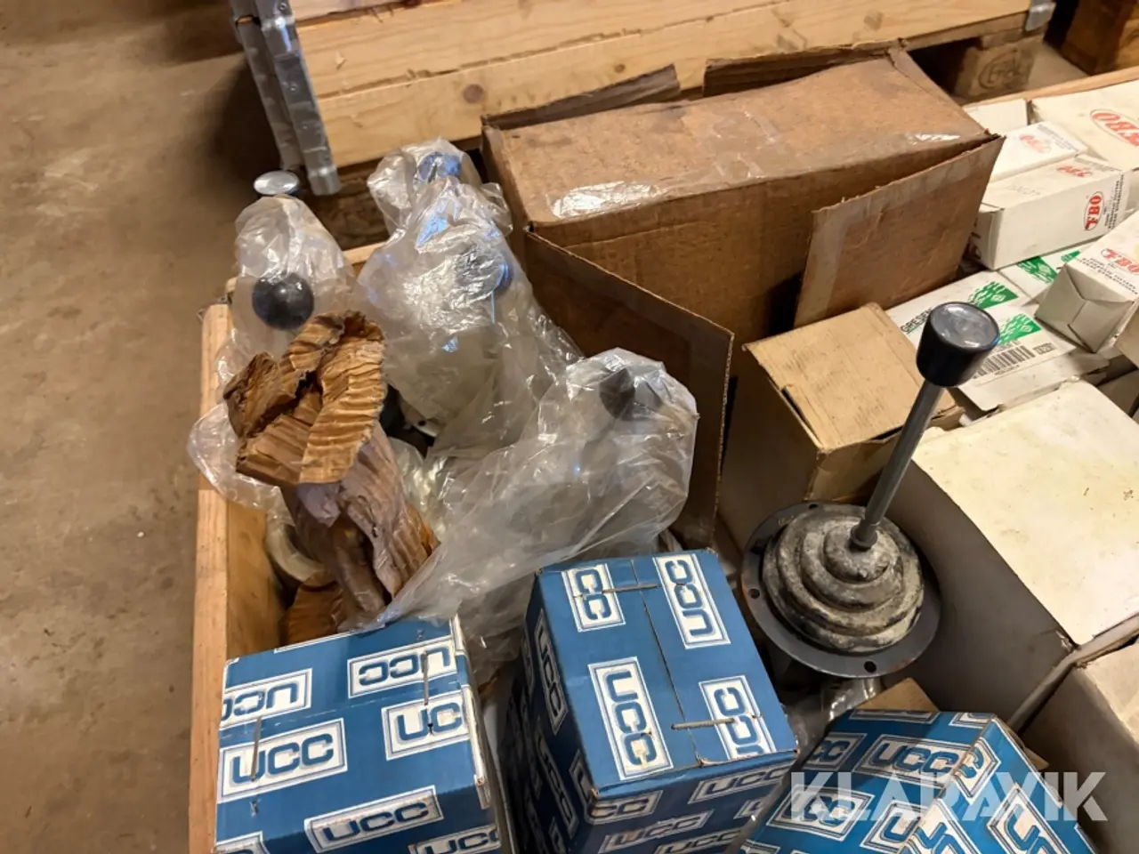 Billede 5 - Lot - ventiler, joystick, droslere, ventildele, filtre og øvrigt - 1 palle