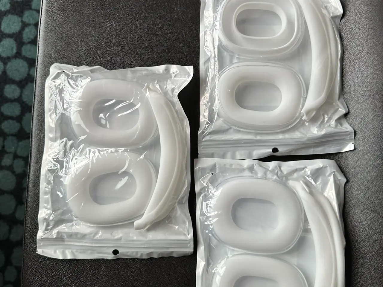 Billede 1 - Beskyttelsesetuier til AirPods Max / NY
