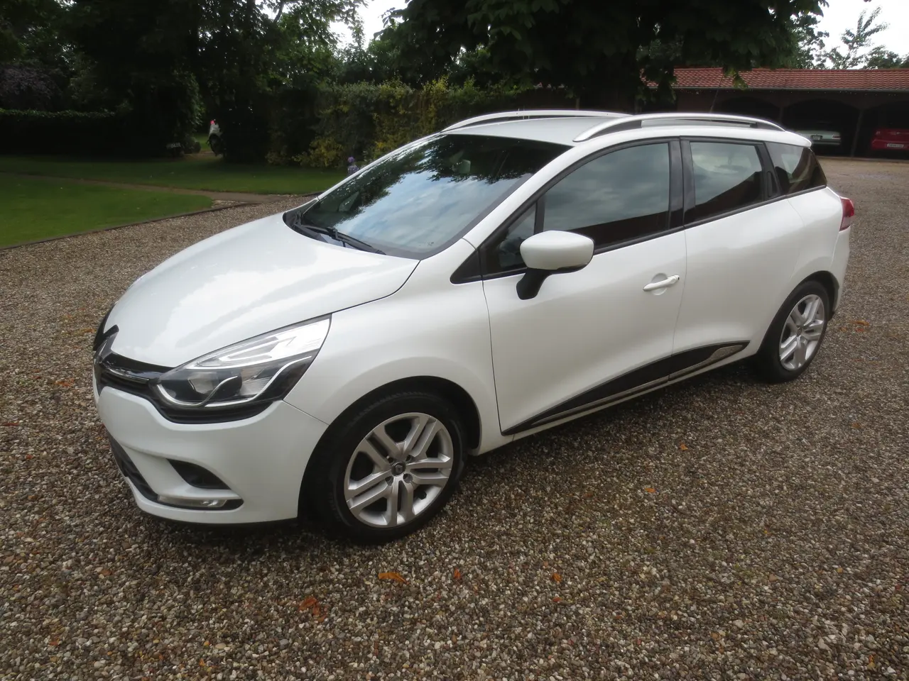 Billede 1 - Pæn Renault Ny Clio 1.5 CD St,car. År 18.