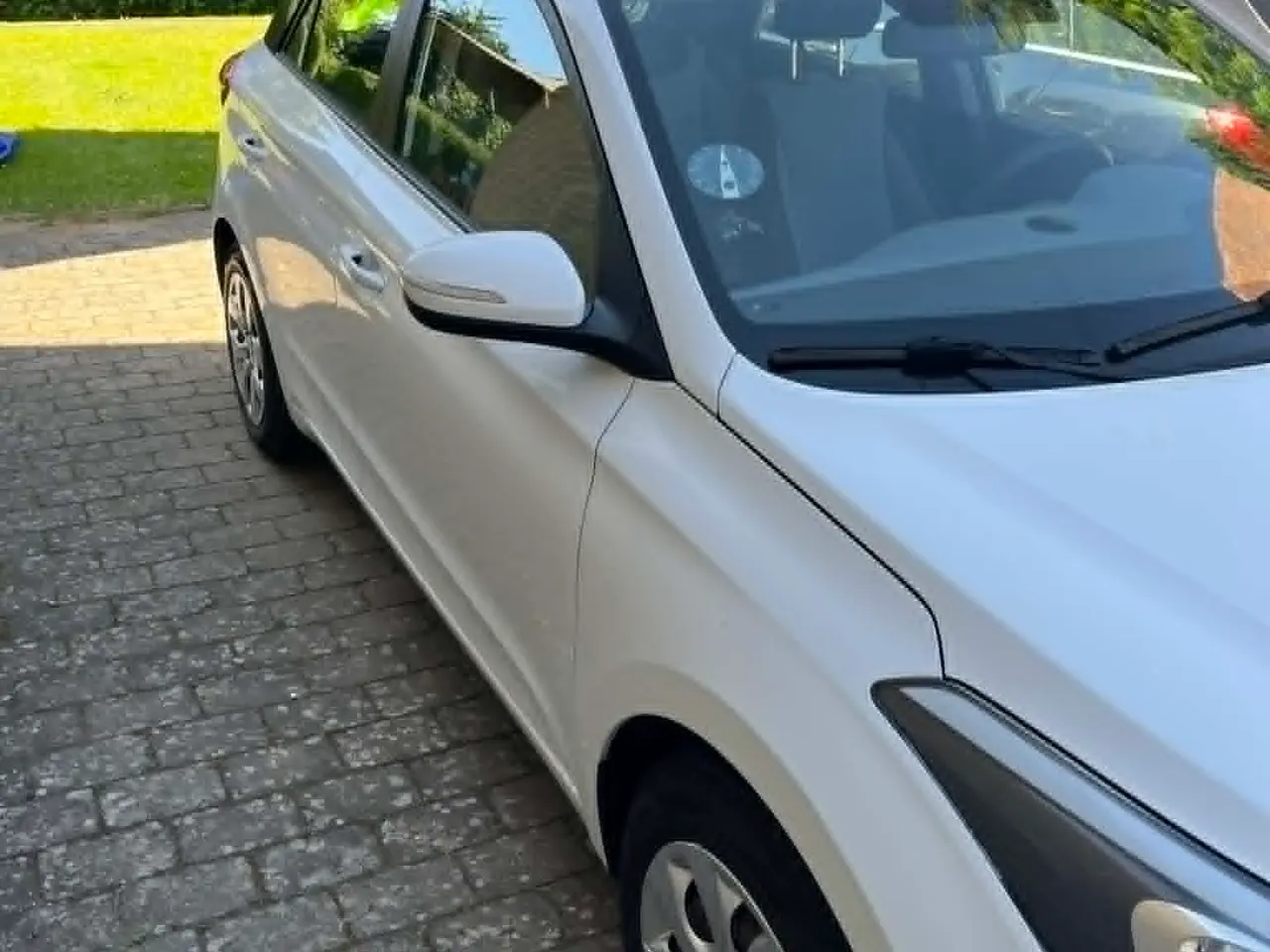 Billede 2 - Hyundi i 20 År 2015 km 63000