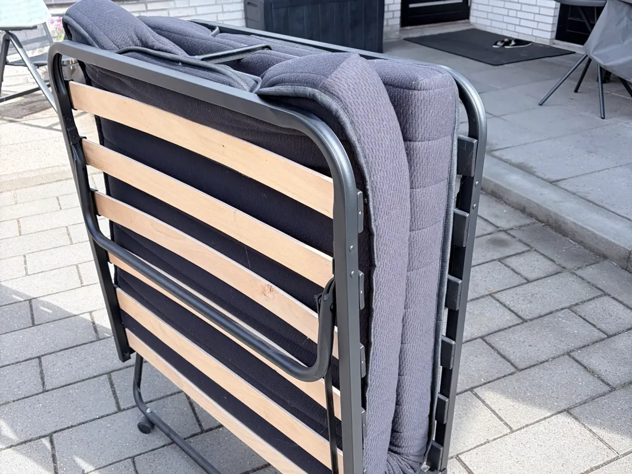 Billede 1 - Sammenklappelig weekend seng