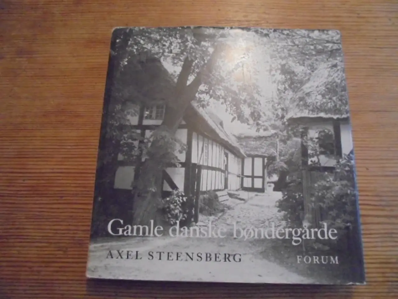Billede 1 - Gamle danske bøndergårde – se fotos og omtale