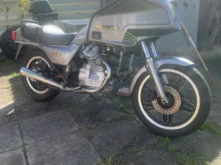Honda silver wing cx 500