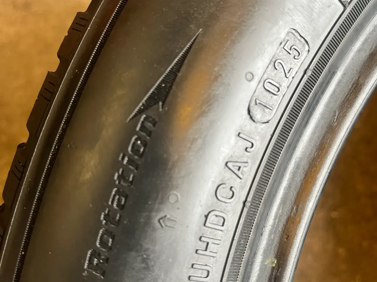 Billede 3 - 215-55-18 Helårsdæk. 2 stk.