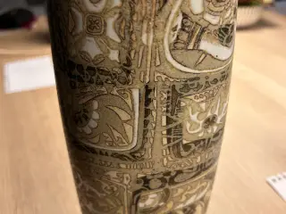 Oval fajance vase /Bacca fra Royal Copenhagen