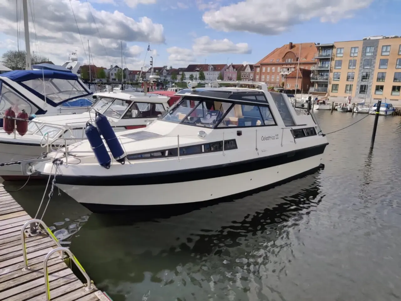 Billede 1 - Fjord 880