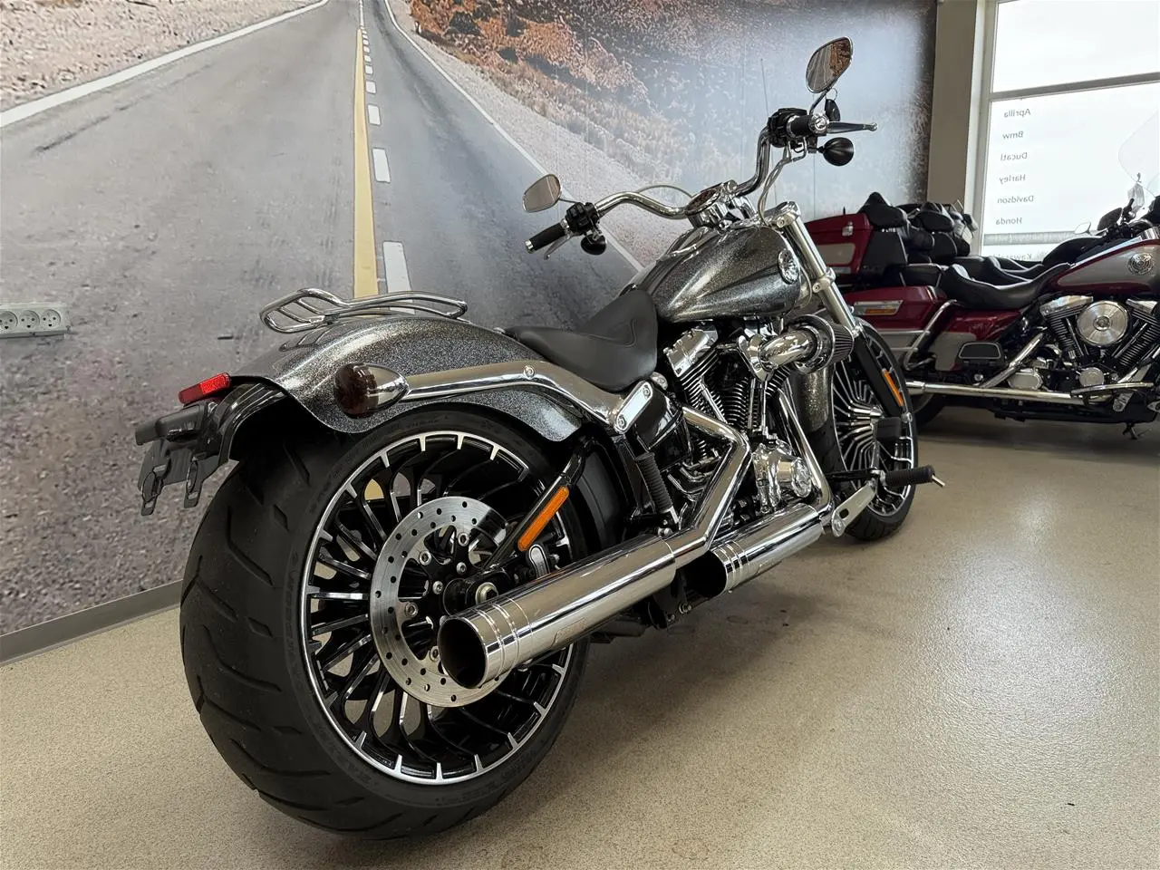 Billede 4 - Harley-Davidson FXSB Softail Breakout 103"