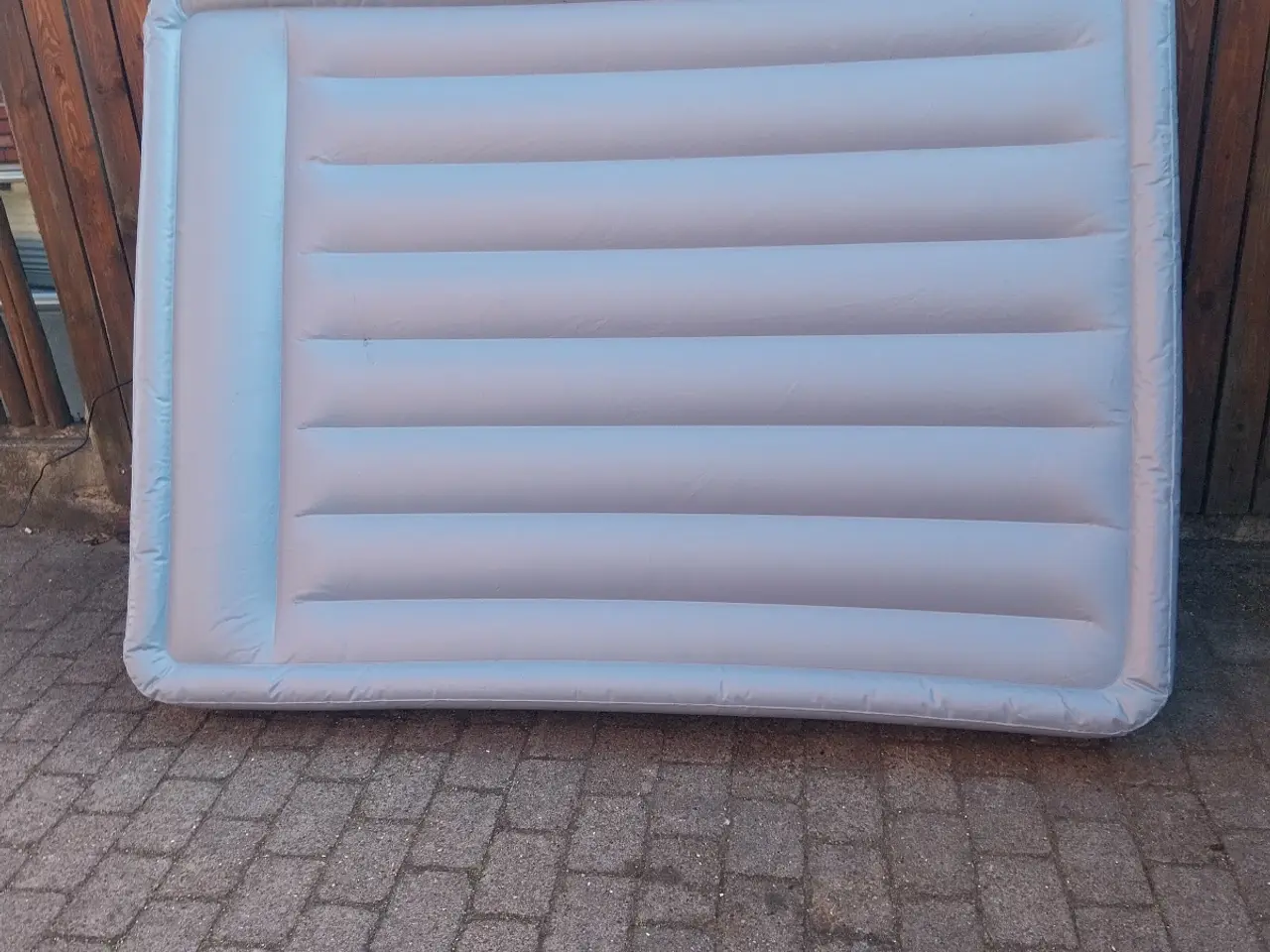 Billede 11 - Intex luftmadras med pumpe