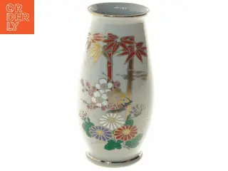 Dekoreret vase med blomstermotiv (str. 19 cm)