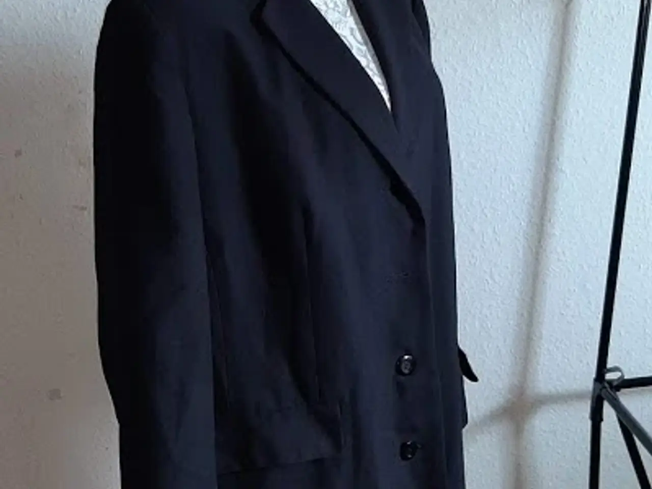 Billede 1 - Dame habit jakker i store str:50 og 52 /Pre owend,