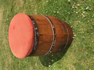Unik tønde / skammel