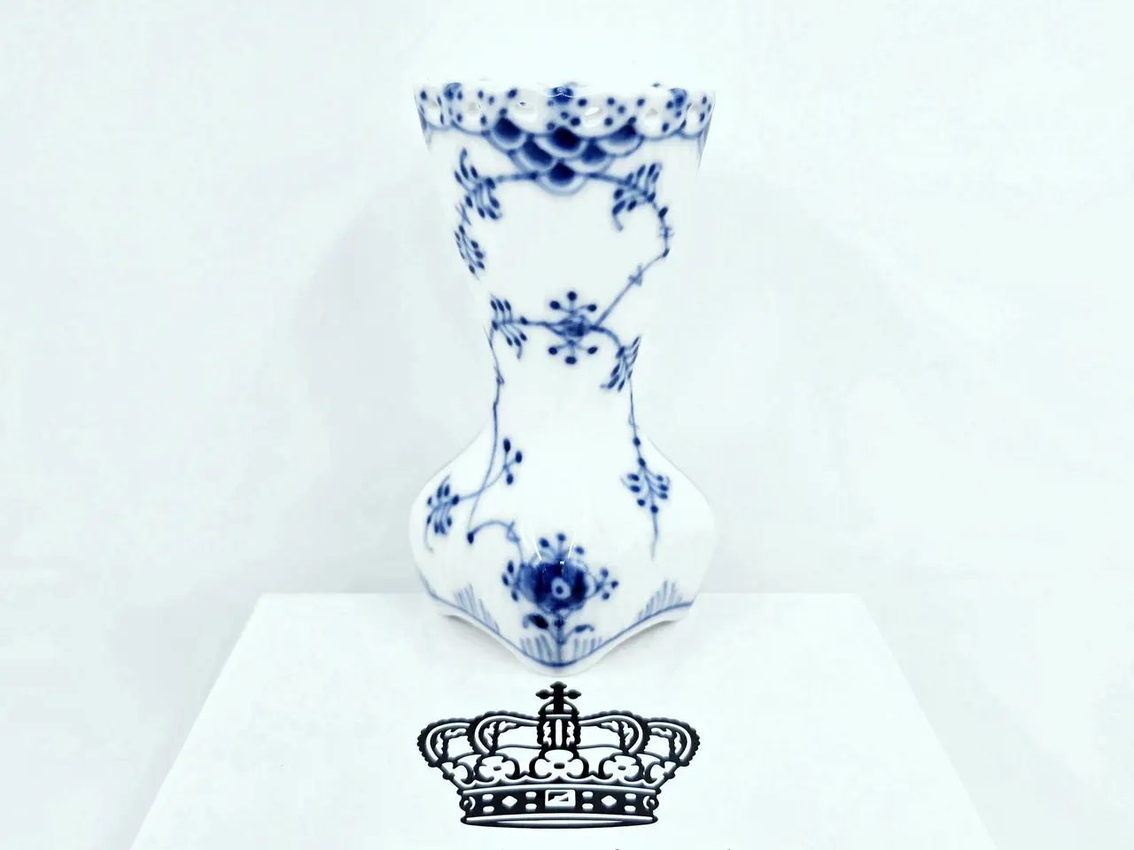 Billede 1 - Musselmalet Helblonde Vase nr. 1-1162. sortering 1