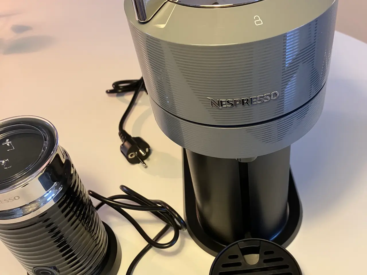Billede 1 - Nespresso Vertuo Next de Luxe + Aerochino 