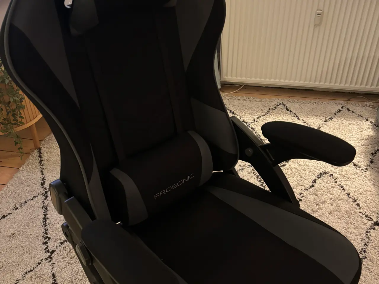 Billede 2 - Prosonic gamerstol – helt ny og ubrugt