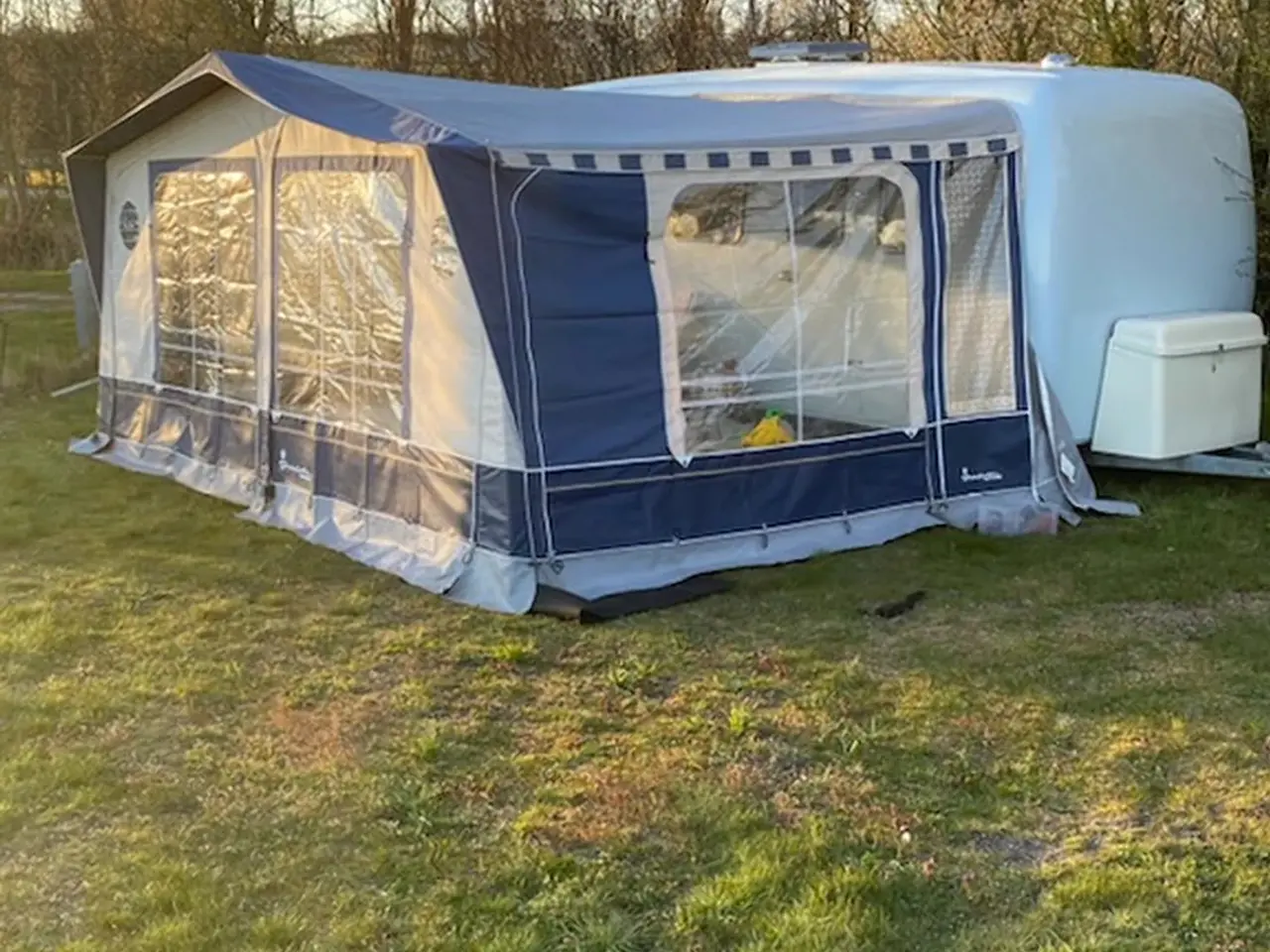 Billede 1 - Smukkeste retro gennemrenoveret MKP campingvogn 