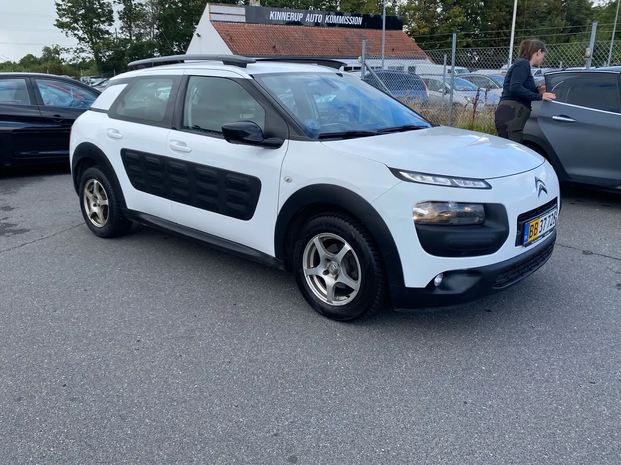 Billede 2 - Citroën C4 Cactus 1,6 Blue HDi Feel Complet start/stop 100HK Van
