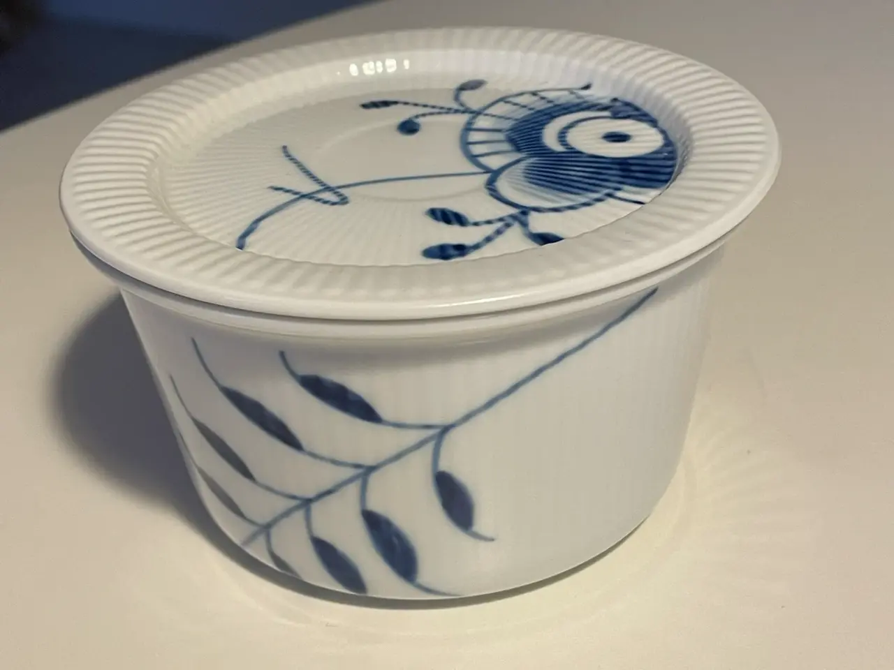 Billede 1 - Royal Copenhagen blå mega riflet krukker 