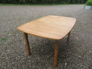 1 stk Spisebord i Egetræ med 2 Plader 