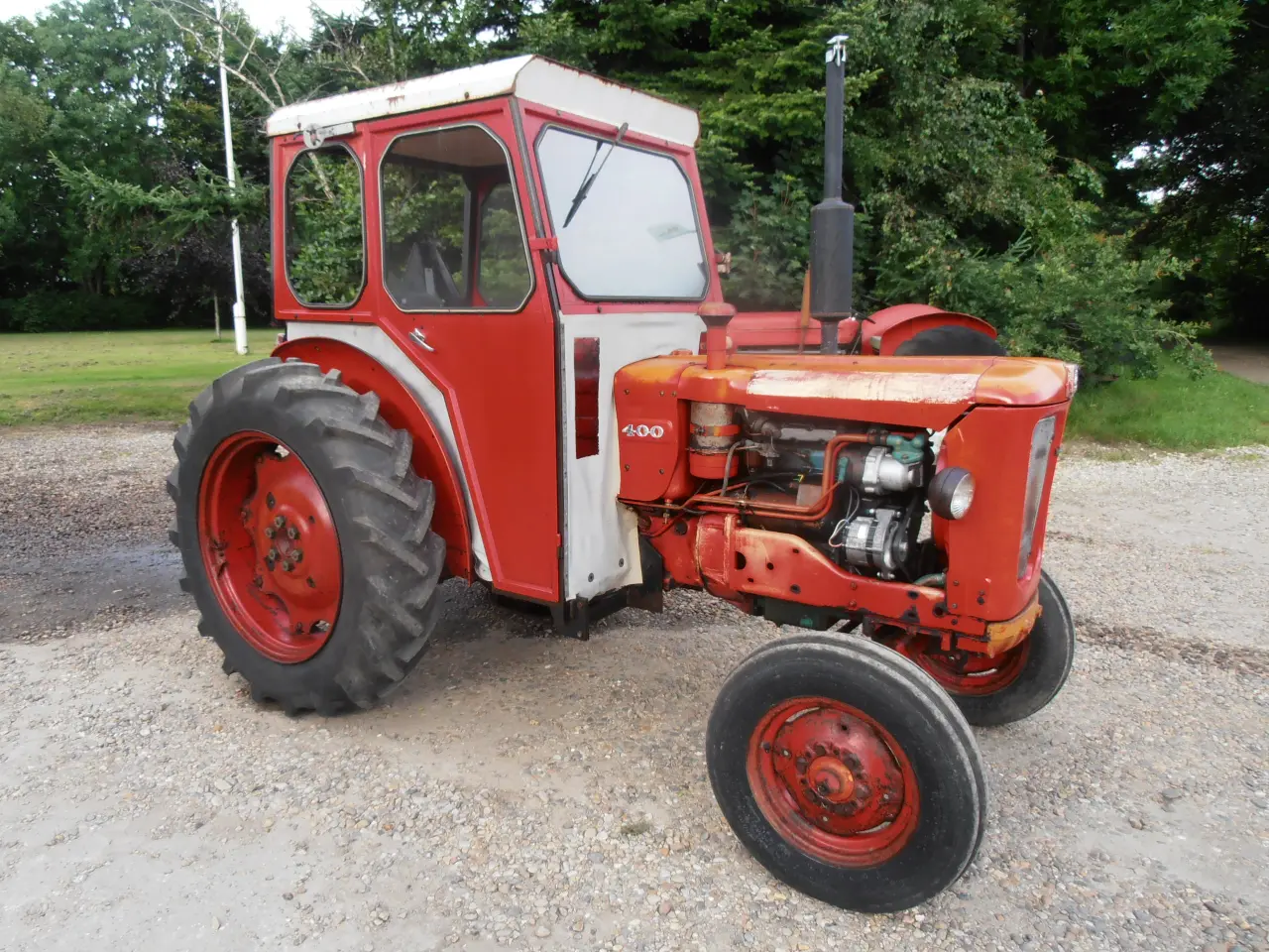 Billede 1 - Volvo 400 Buster traktor . 