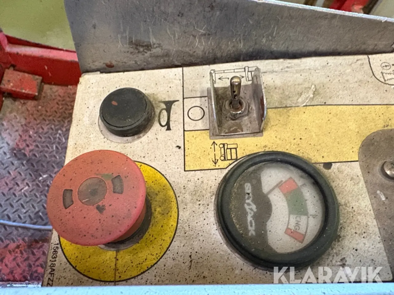 Billede 10 - Ensøjlelift Skyjack SJ12