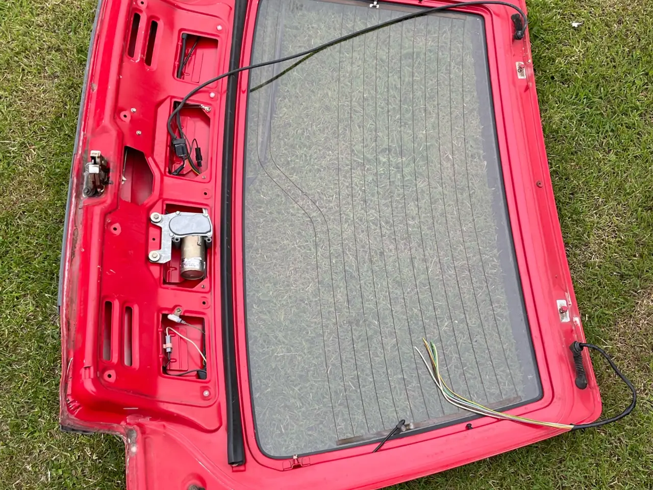 Billede 2 - Peugeot 205 bagklap