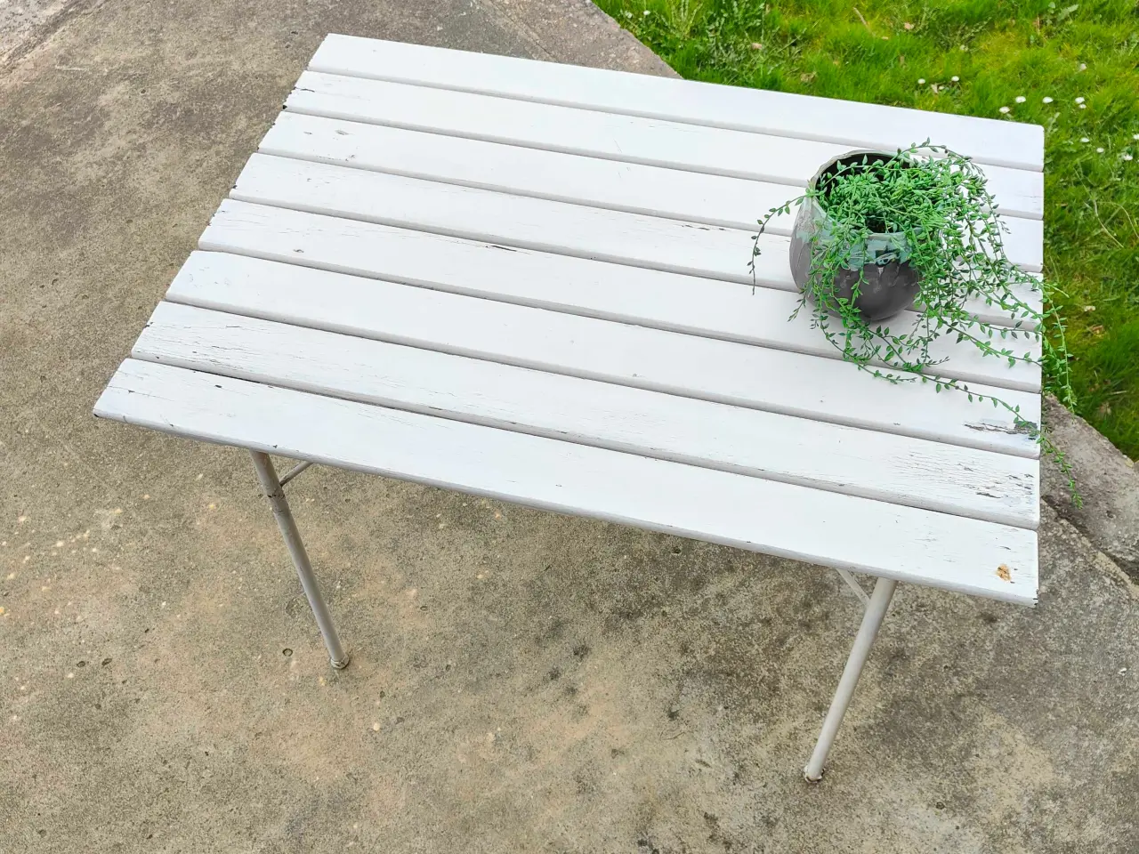 Billede 2 - Charmerende retro havebord