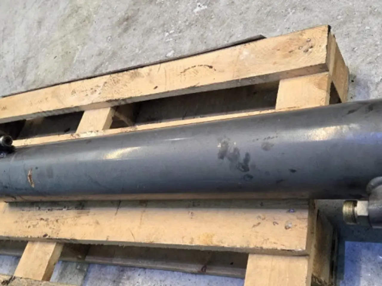 Billede 17 - New Holland LB115B Cylinder 87315531