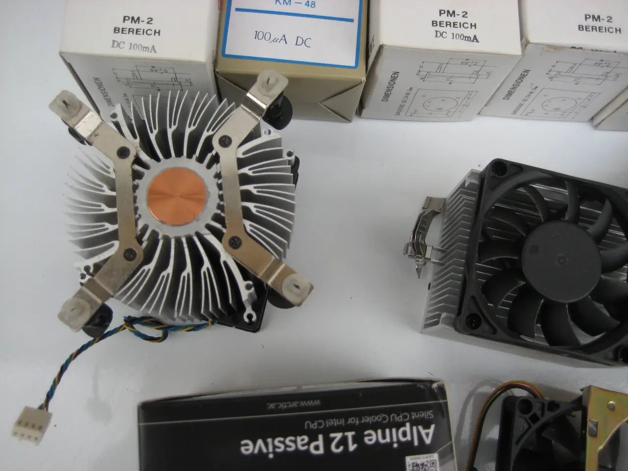Billede 4 - Diverse stumper til elektronik.