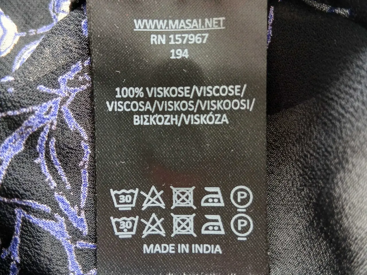 Billede 9 - Bluse. Masai. Str Small