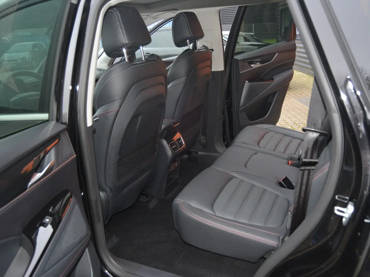 Billede 10 - Maxus Euniq6 70