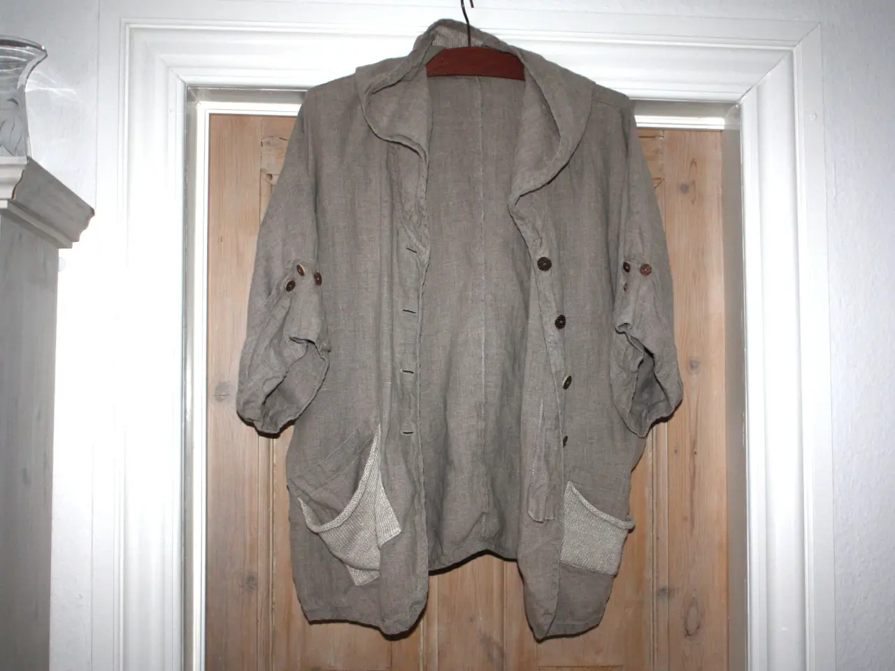 Billede 1 - Cardigan jakke hør str. 46