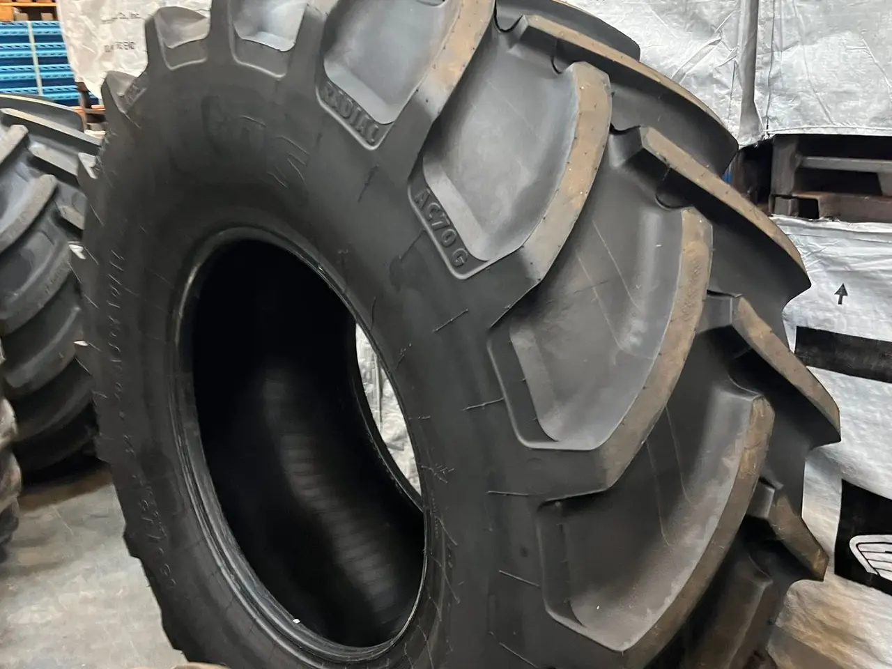 Billede 2 - Mitas 650/75R32 Fabriksnye afmonterings dæk