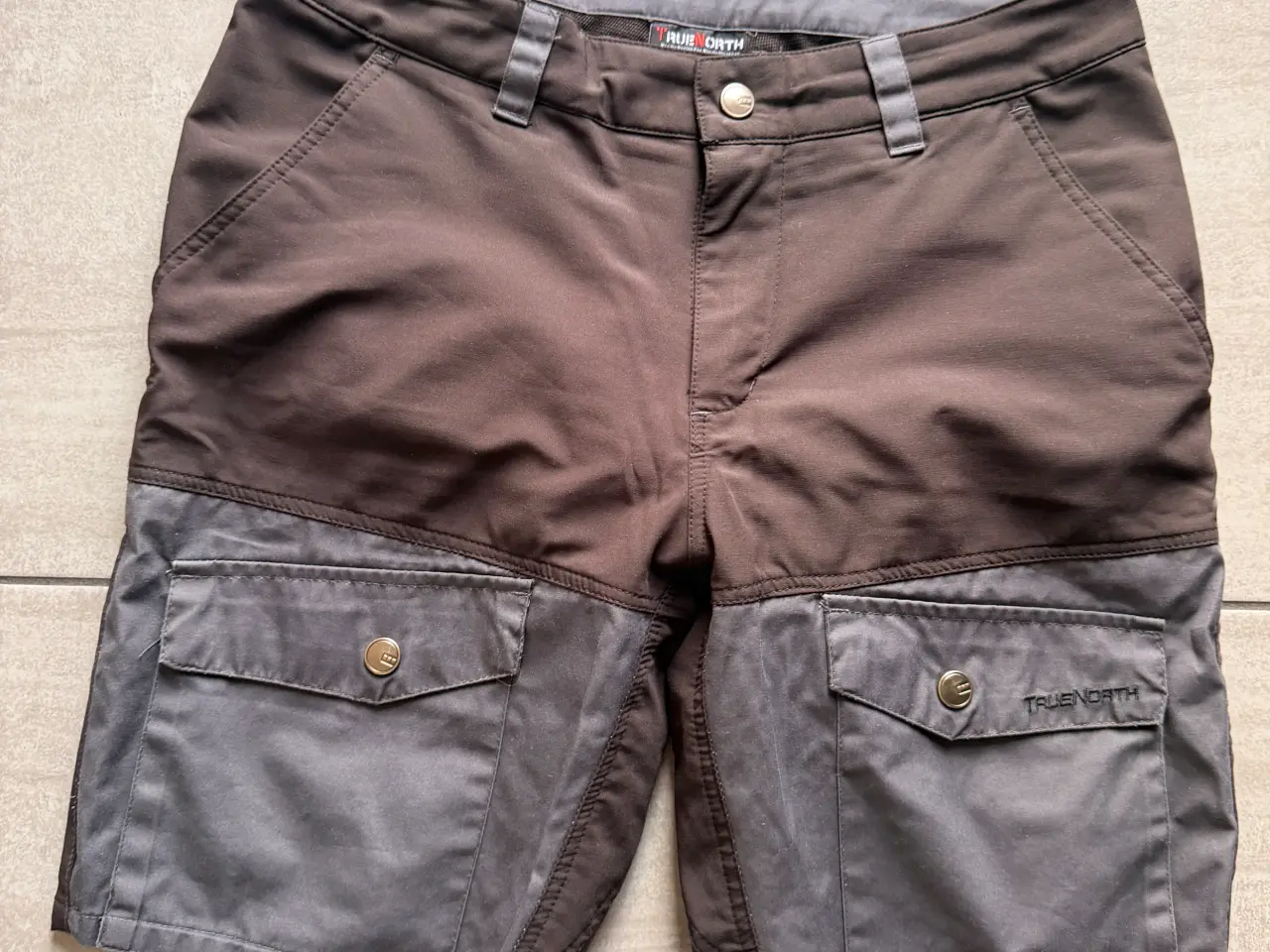 Billede 1 - Thrue North Cargo Outdoor shorts