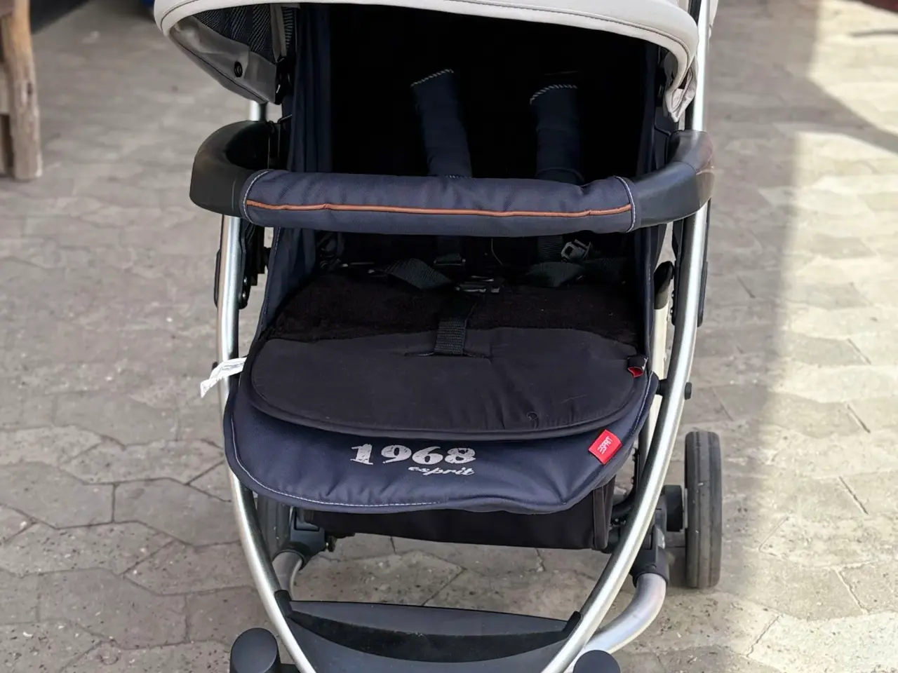 Billede 1 - Klapvogn mrk Esprit