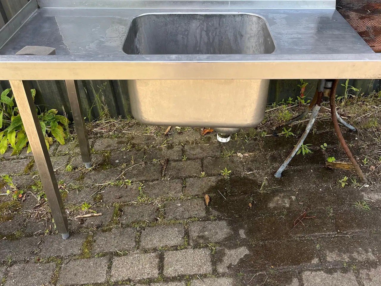 Billede 5 - Stål bord med vask