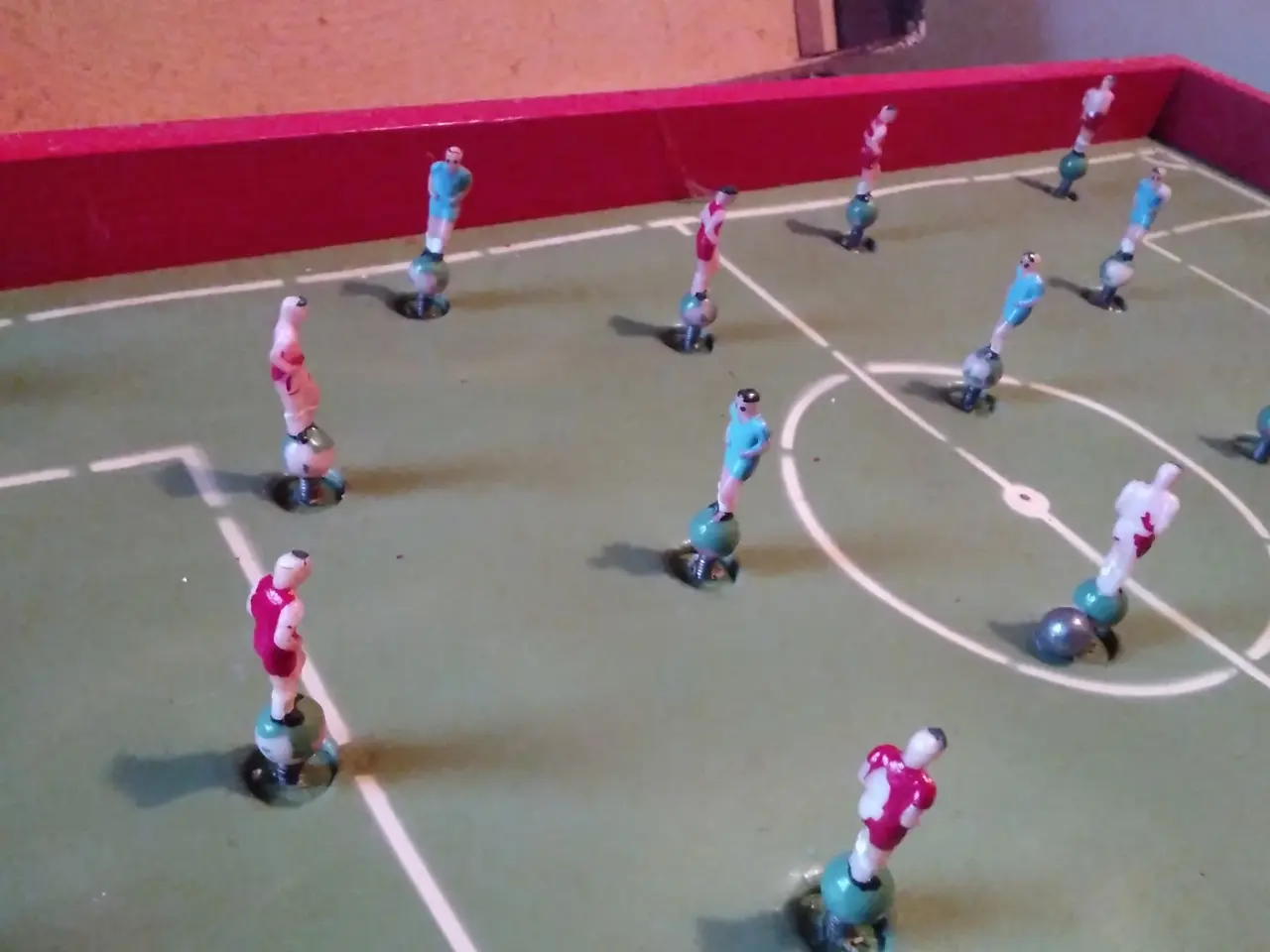 Billede 2 - Bordfodbold  1965