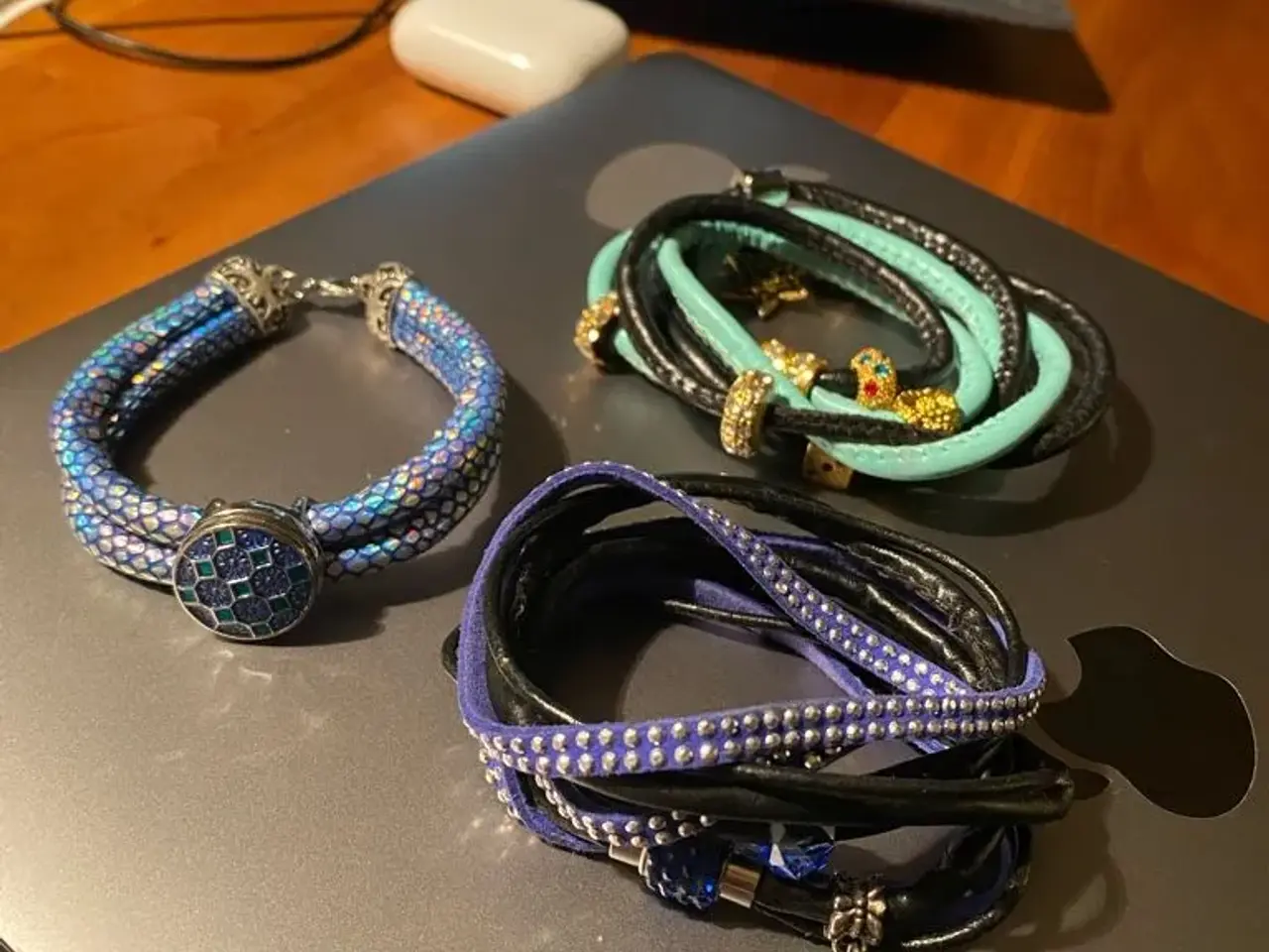 Billede 1 - Flotte armbånd