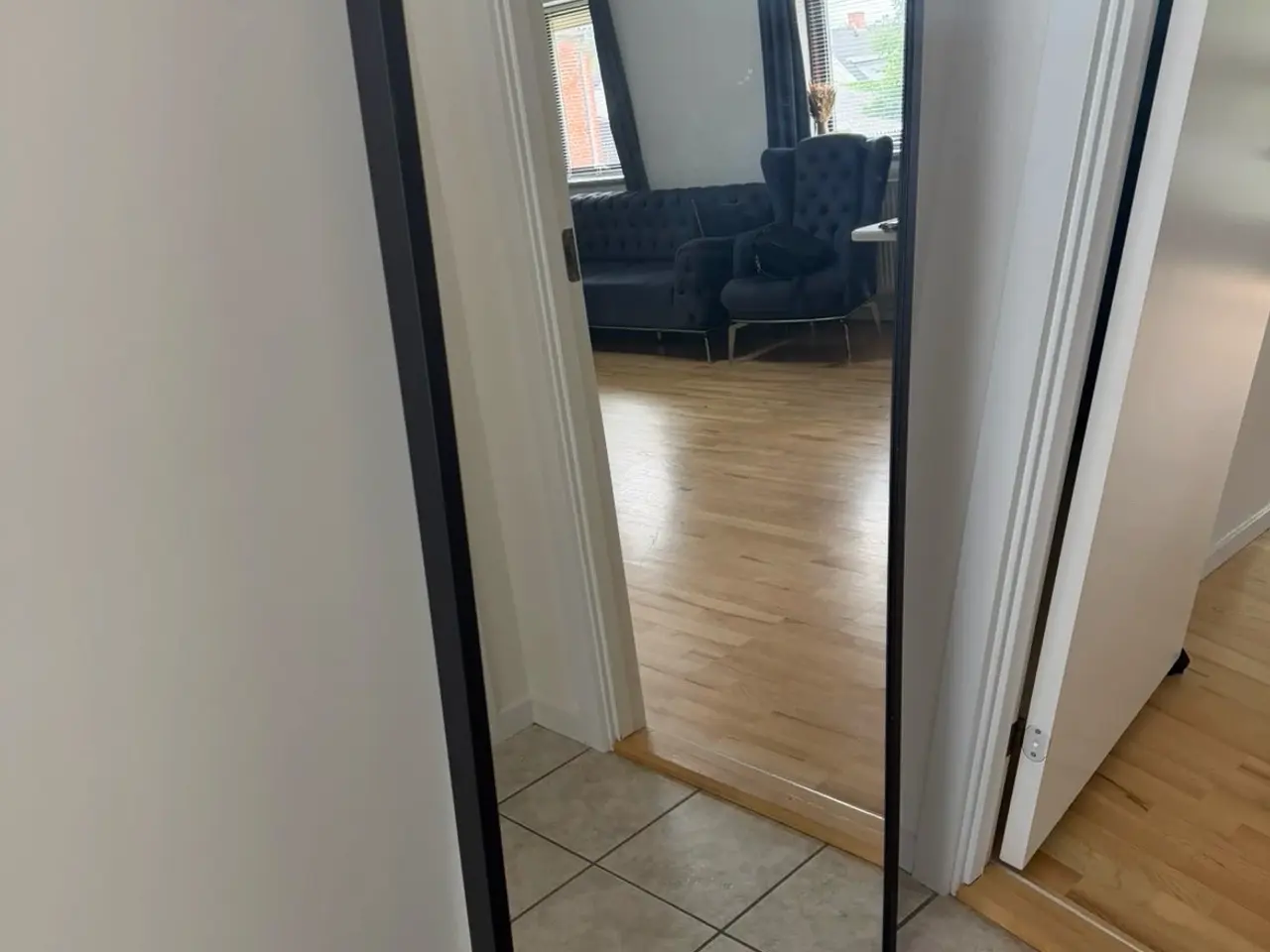 Billede 1 - IKEA SPEJL - sort