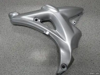 COVER,FRAME LOWER,L Suzuki SFV650 Gladius