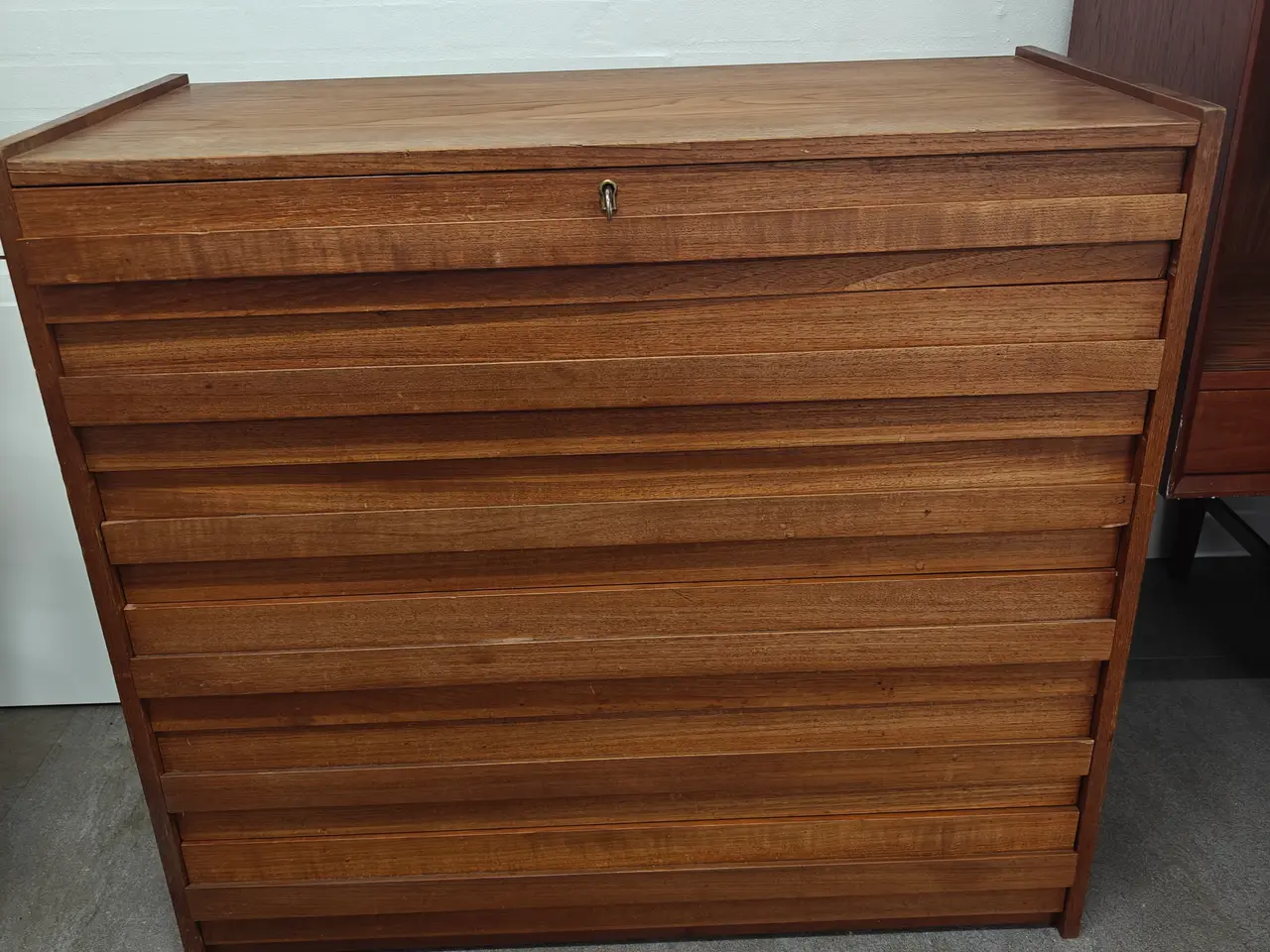 Billede 3 - Teak træ kommode