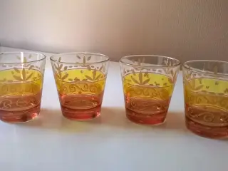 4 farvede / dekorerede sjældne glas